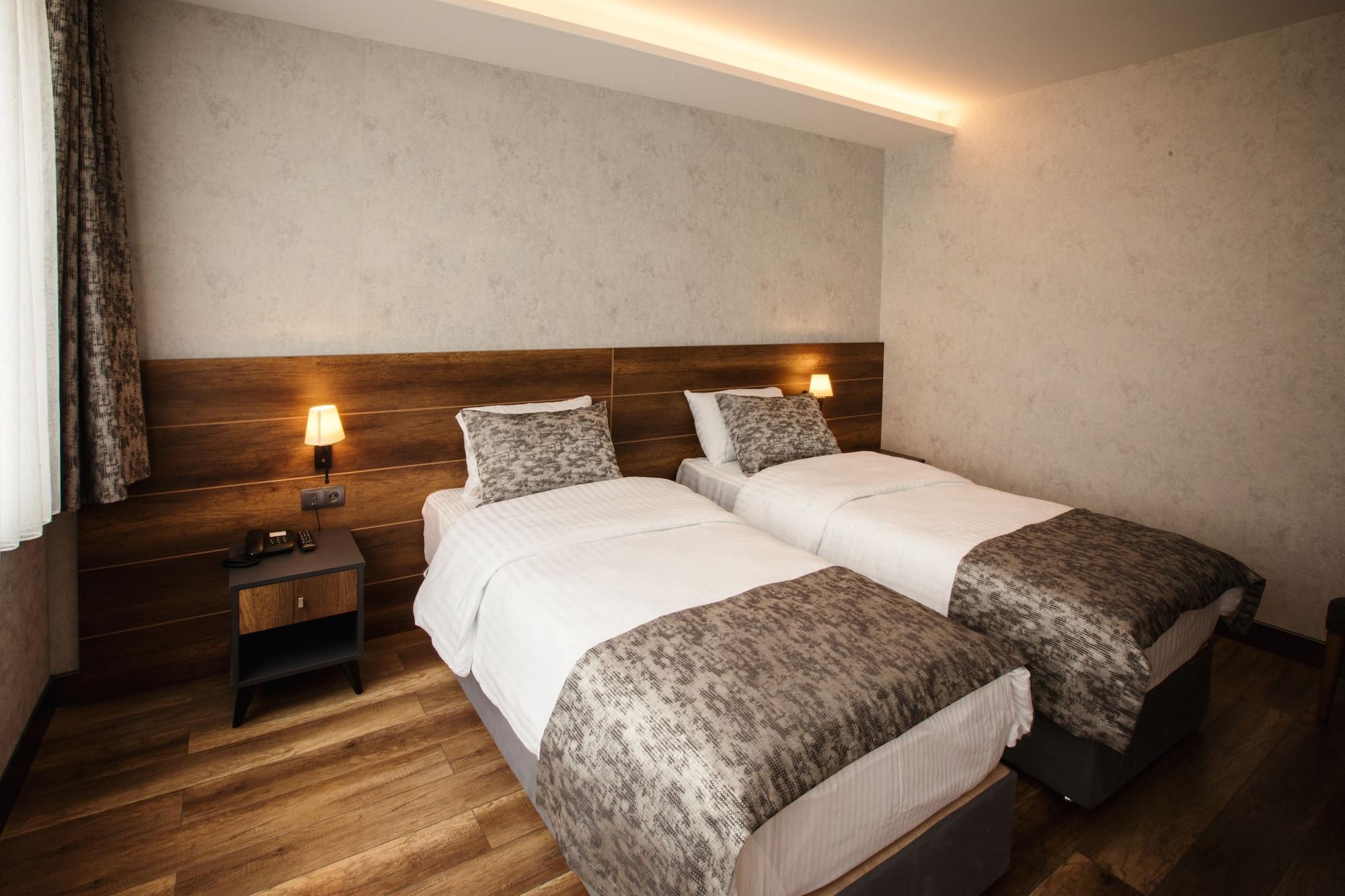 ไลฟ์ พอยต์ โฮเต็ล Hotel ทรับซอน ภายนอก รูปภาพ