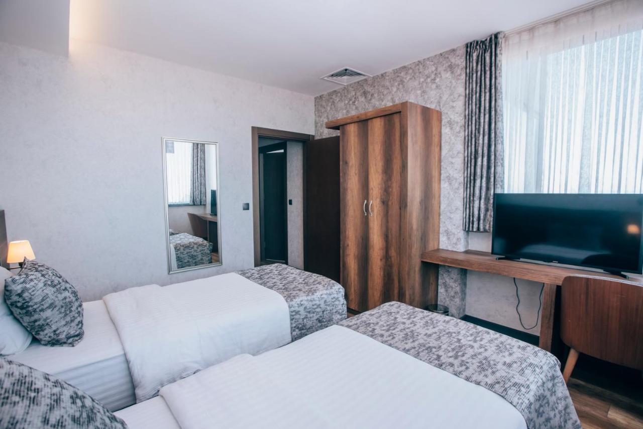 ไลฟ์ พอยต์ โฮเต็ล Hotel ทรับซอน ภายนอก รูปภาพ