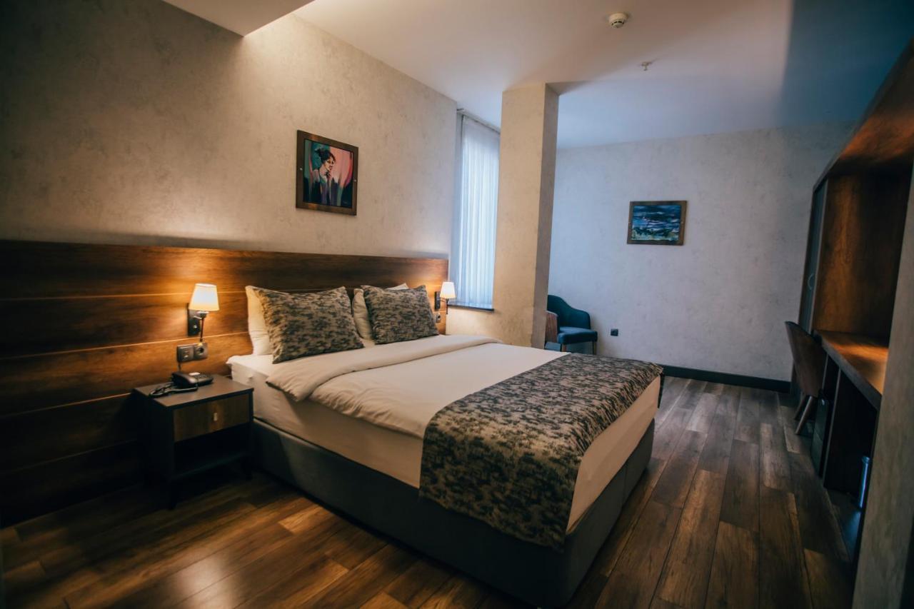ไลฟ์ พอยต์ โฮเต็ล Hotel ทรับซอน ภายนอก รูปภาพ