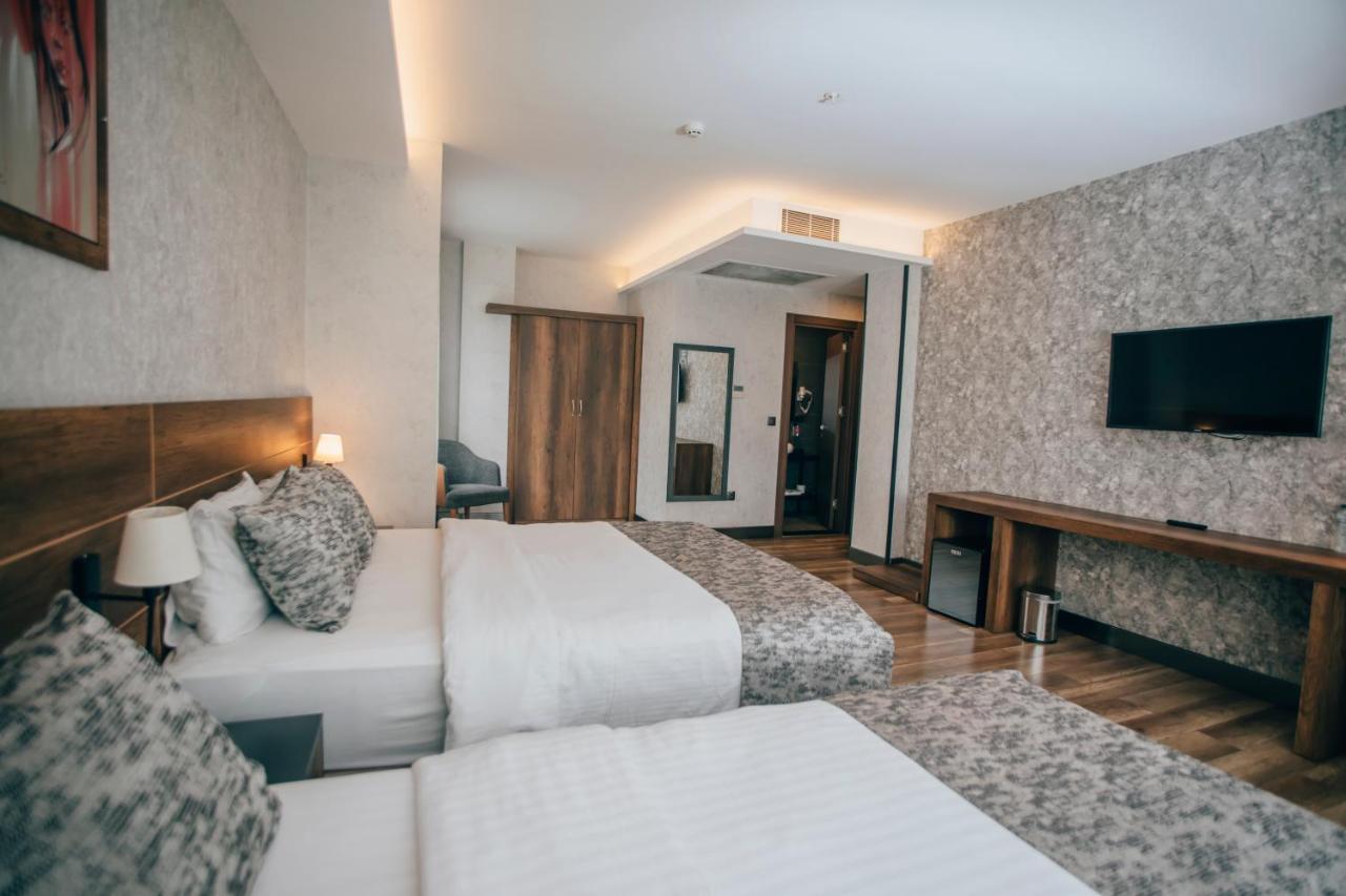 ไลฟ์ พอยต์ โฮเต็ล Hotel ทรับซอน ภายนอก รูปภาพ